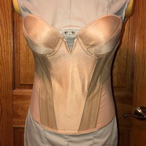 Backless strapless bra 34C